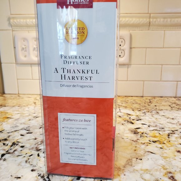 Fragrance Diffuser Oil Vase Harvest, Pumpkin, Ginger Better Homes - Picture 6 of 11